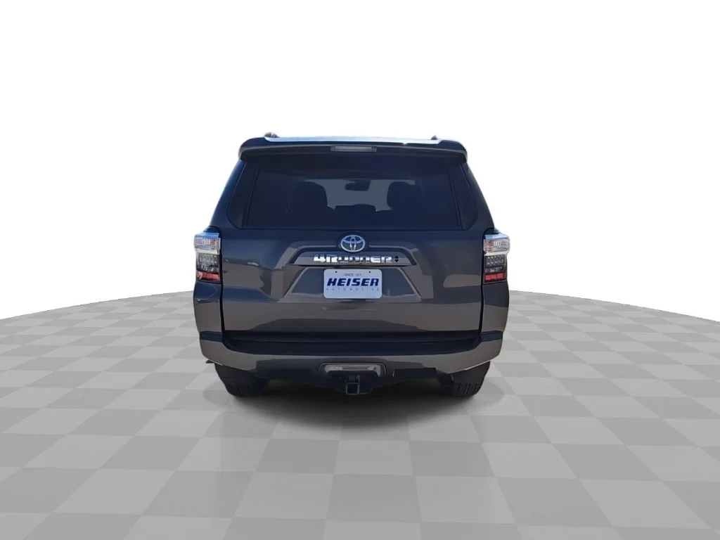 Used 2022 Gray Toyota SR5 Premium image 8