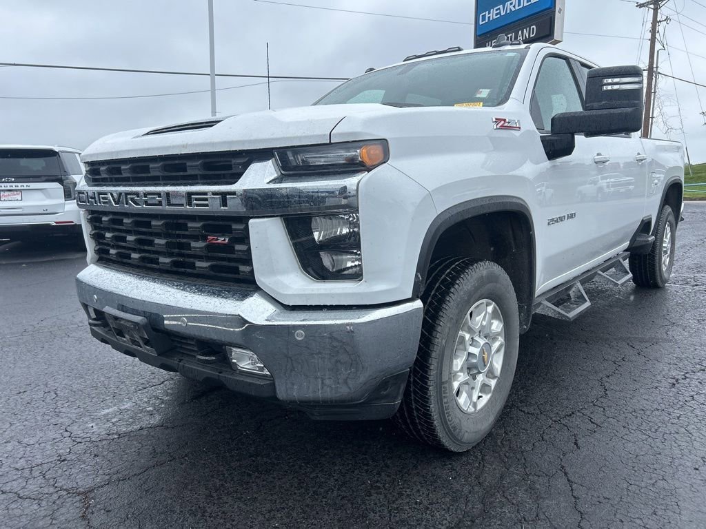 2023 Chevrolet Silverado HD LT 4WD Crew Cab Long Box's photo