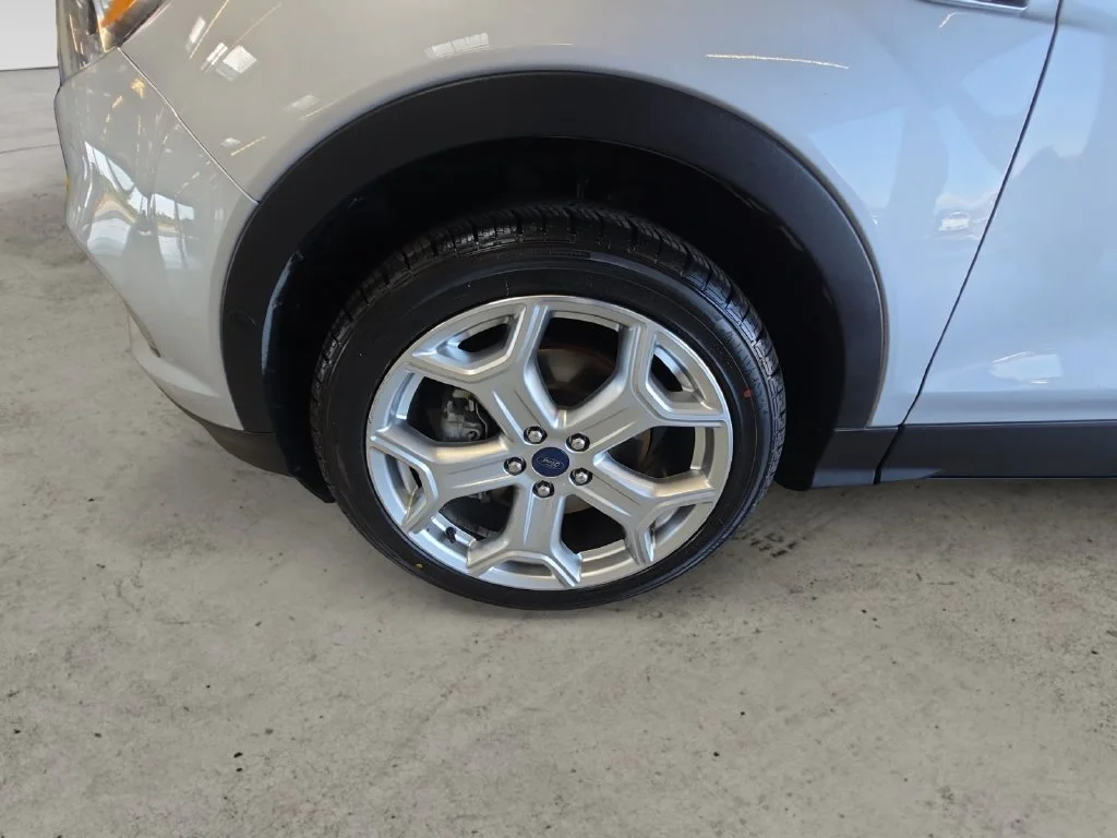 Used 2019 Silver Ford Titanium image 13