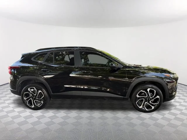 Used 2025 Mosaic Black Metallic Chevrolet 2RS image 4