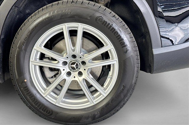 New 2026 Black Mercedes-Benz GLC 300 image 59