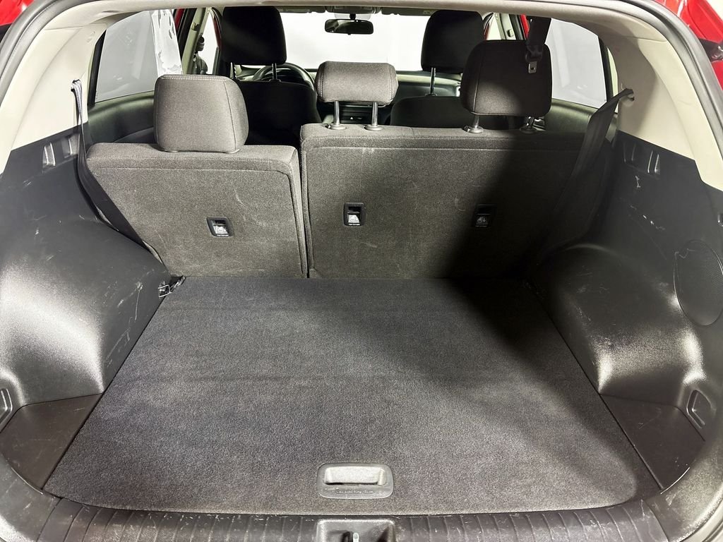 Used 2018 Red Kia LX image 20