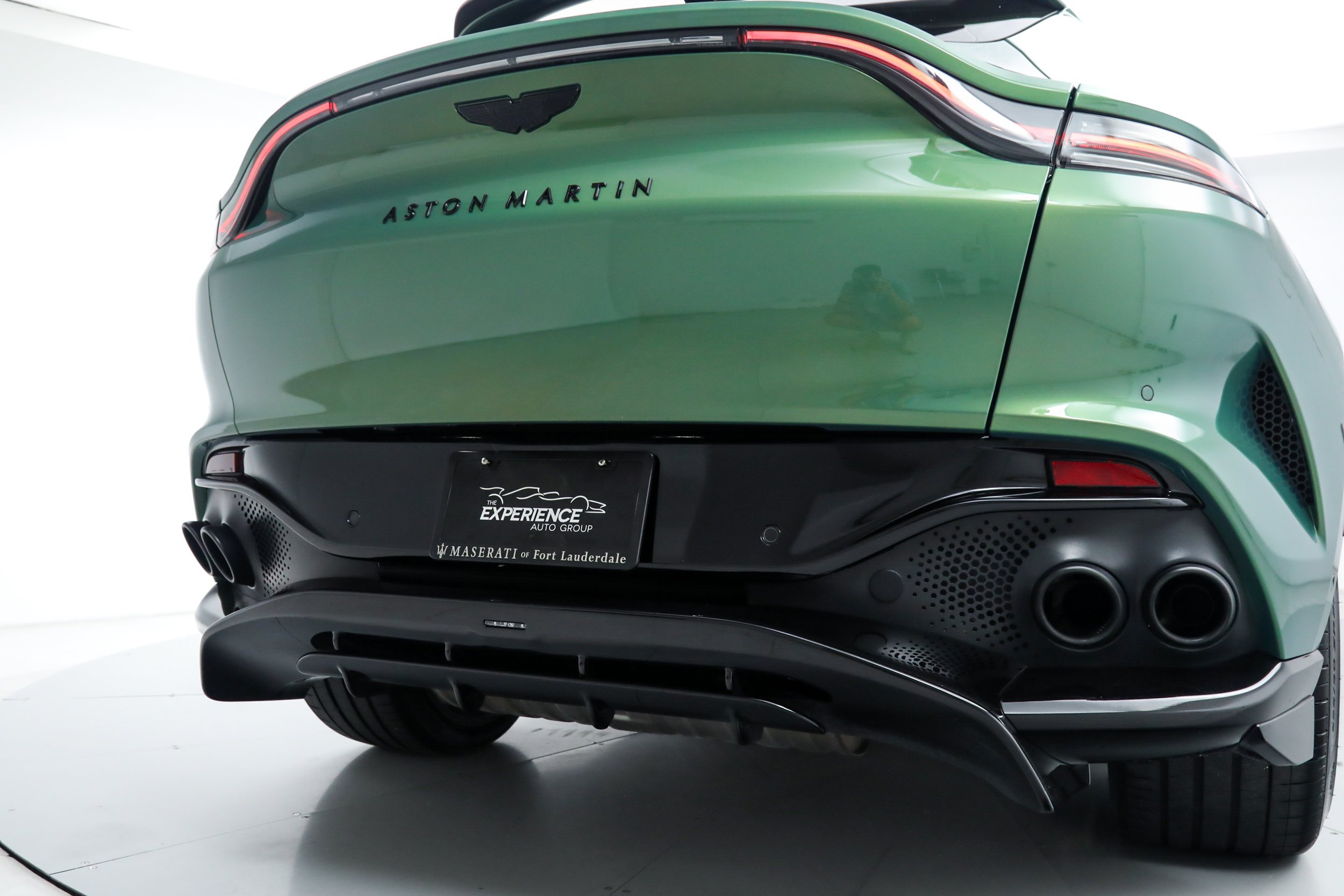Used 2023 Green Aston Martin 707 image 13