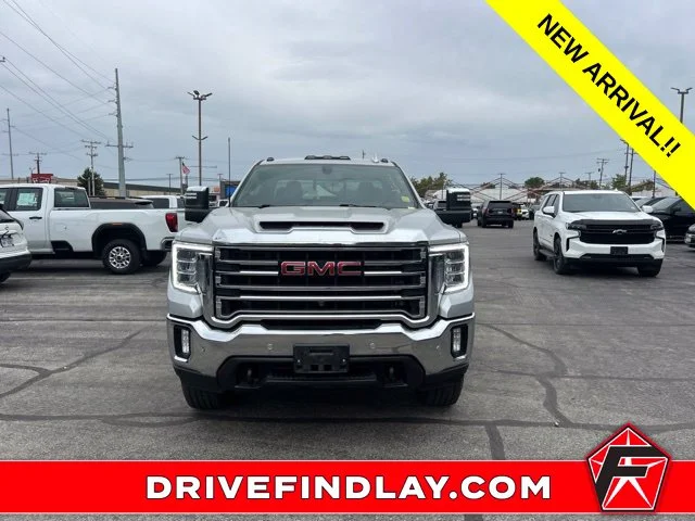Used 2022 Silver GMC SLT image 2
