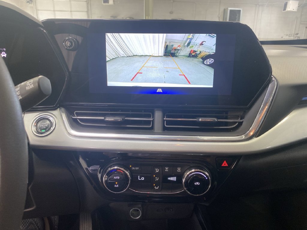 2025 Chevrolet Trax LT - Photo 19