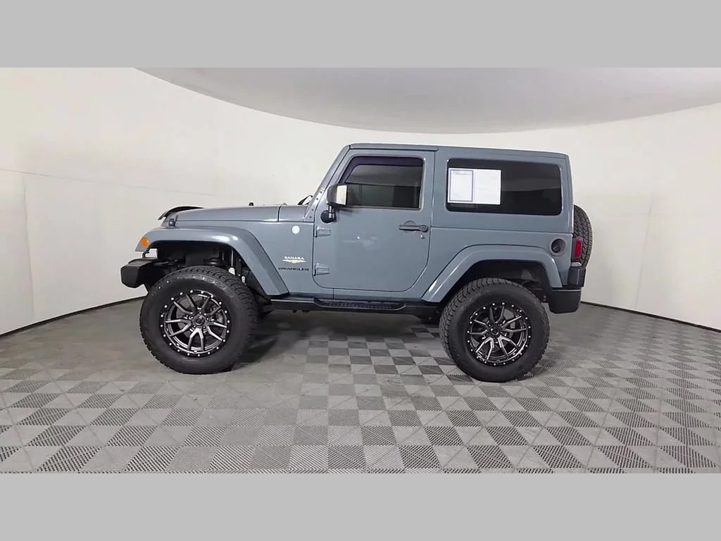Used 2015 Anvil Clearcoat Jeep Sahara image 49