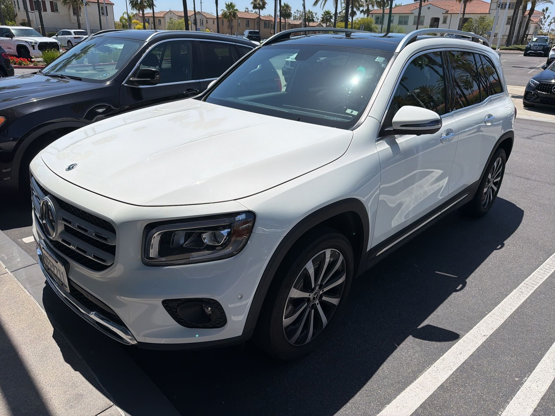 2022 Mercedes-Benz GLB GLB 250 4MATIC's photo
