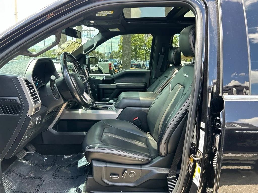 Used 2019 Black Metallic Ford Platinum image 15