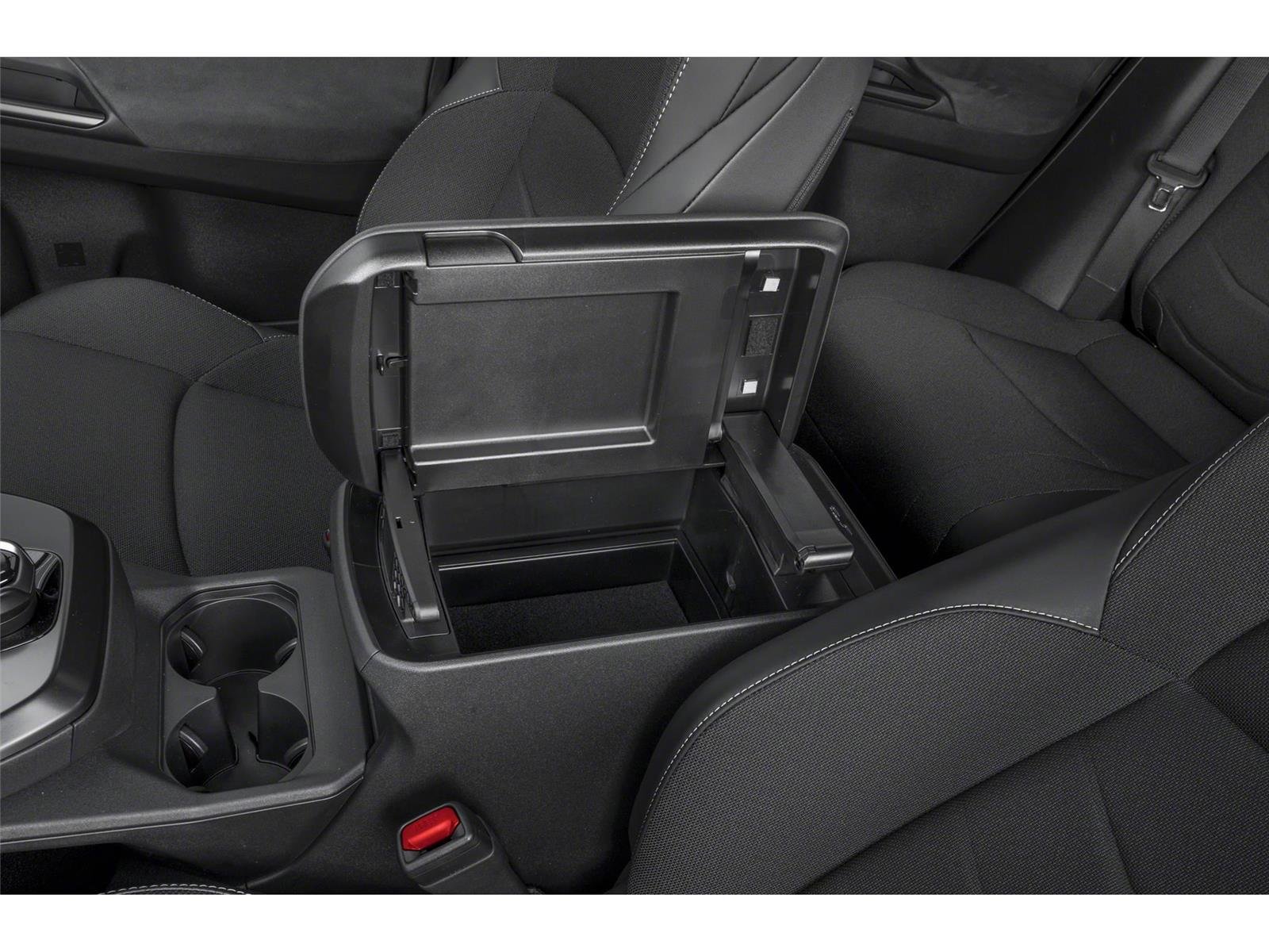 New 2026 Wind Chill Pearl <sup>1</sup> Toyota  SE image 9