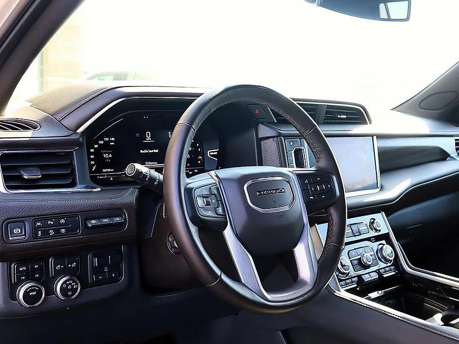 Used 2023 Pearl Beige Metallic GMC Denali image 15