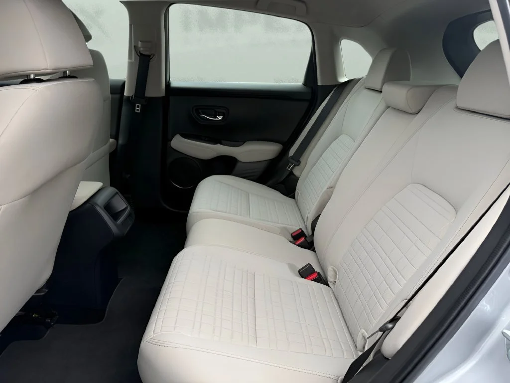 Used 2025 Silver Honda LX image 21