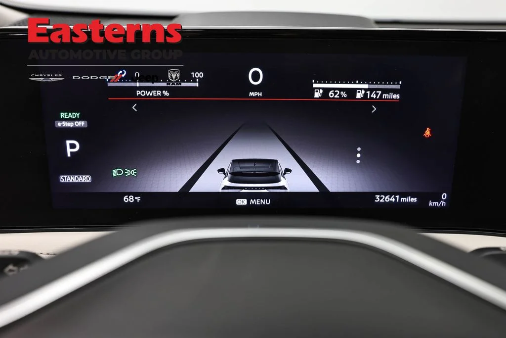 Used 2023 Black Nissan ENGAGE image 18