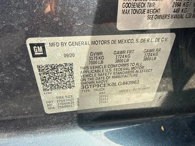 Used 2020 Blue GMC Elevation image 10