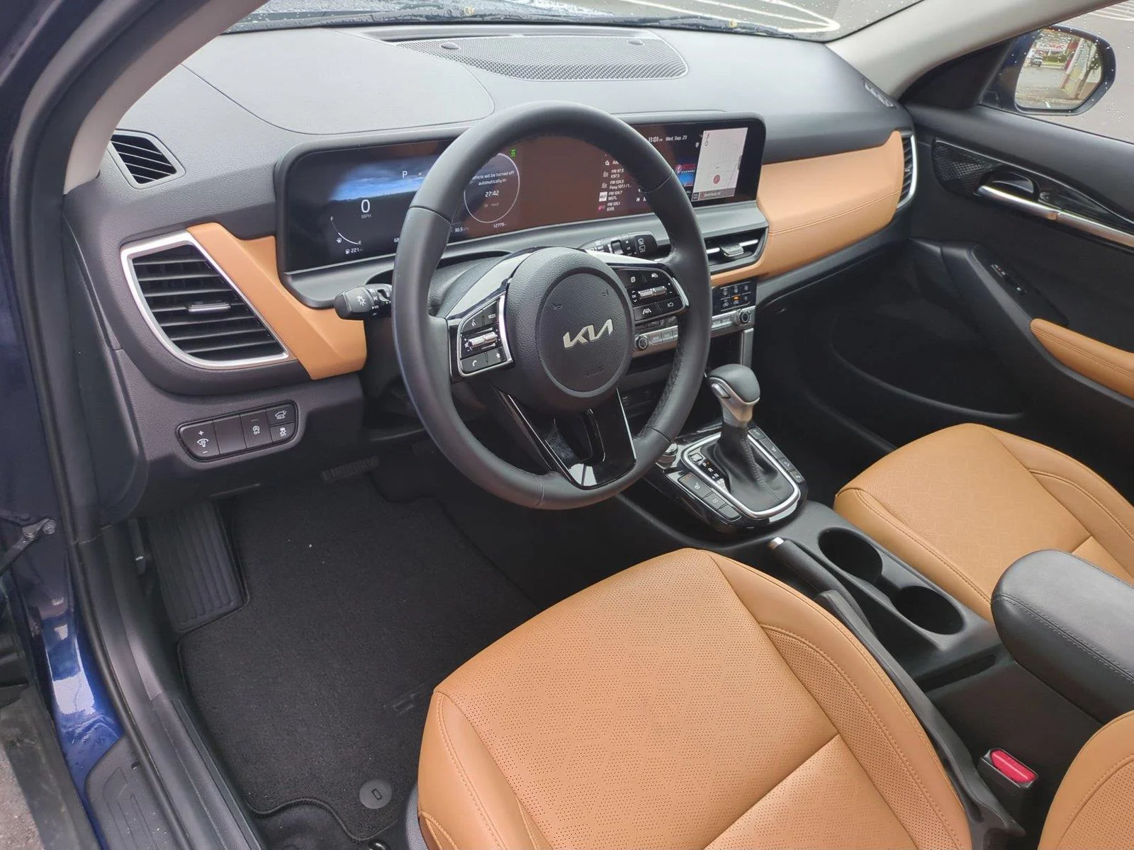 Used 2025 Dark Ocean Blue Kia EX image 18
