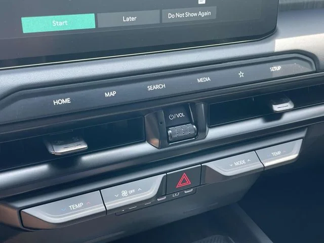 New 2027 White Kia X-Line SX Prestige image 36