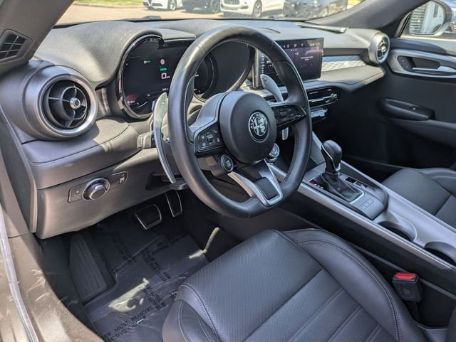 Used 2024 Silver Alfa Romeo Veloce image 13