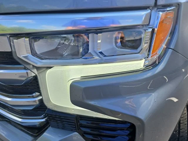 New 2026 Sterling Gray Metallic Chevrolet High Country image 32
