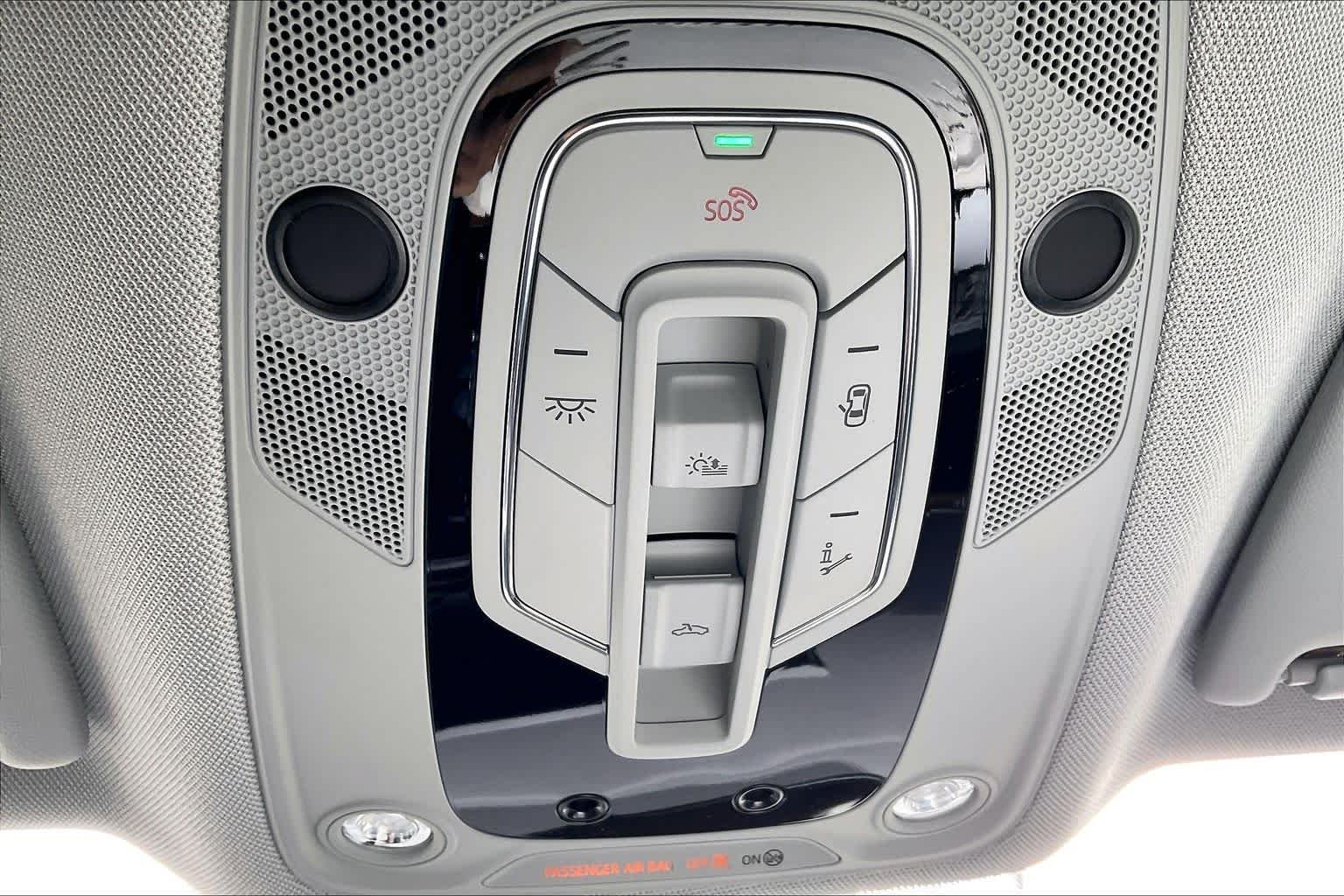 Used 2023 Daytona Gray Pearl Effect Audi S line Prestige image 33