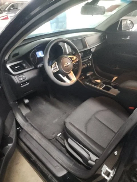 Used 2020 Black Kia LX image 7