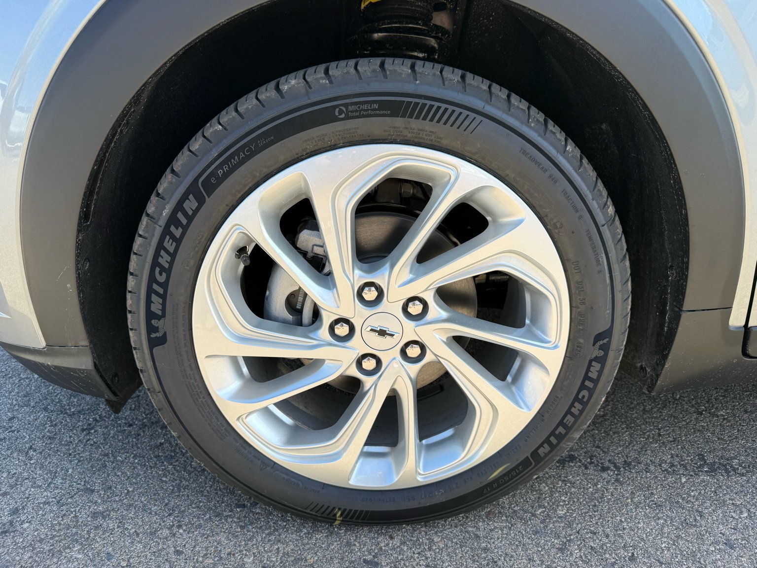 2027 Chevrolet Bolt LT - Photo 37