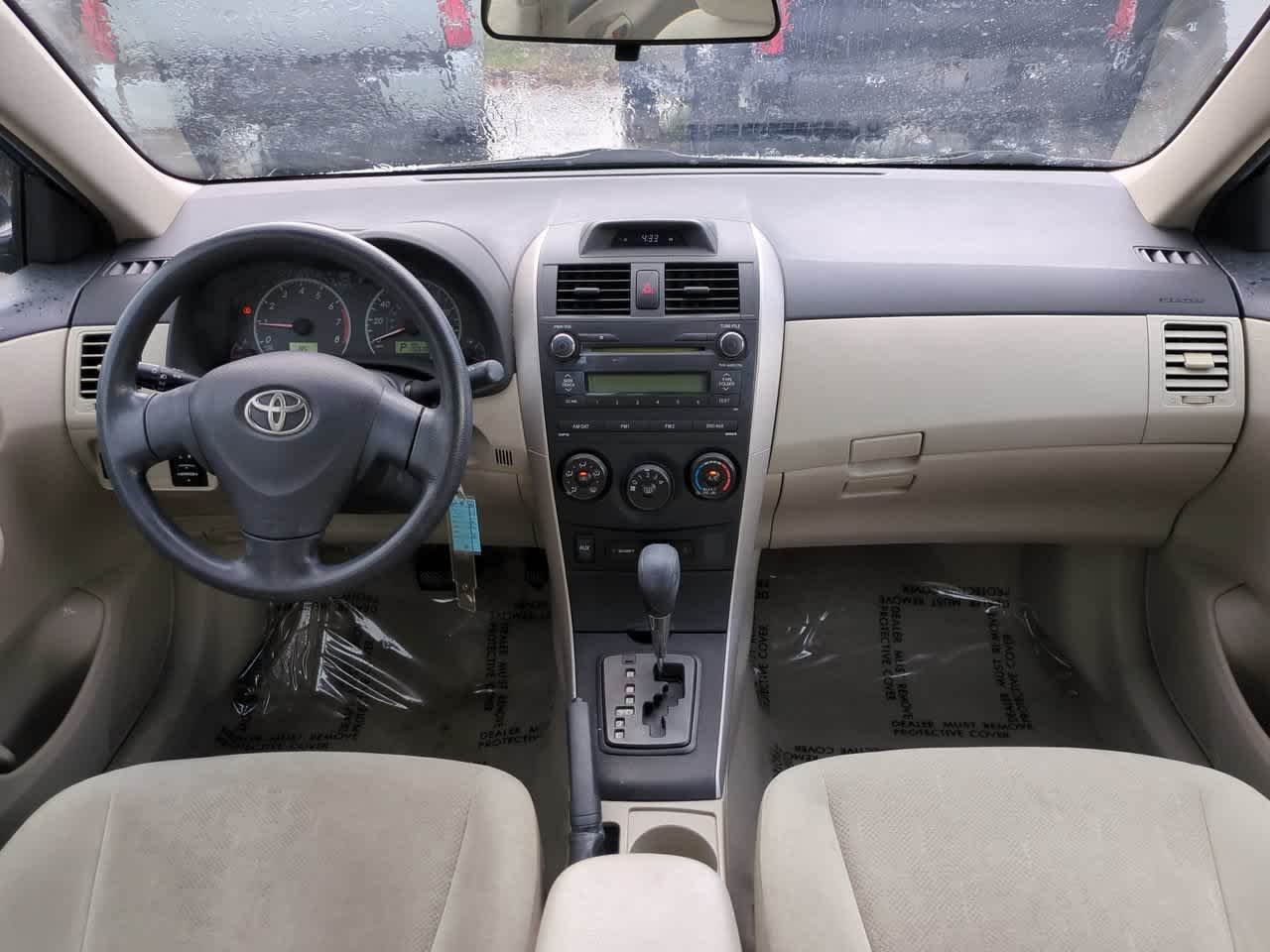 Used 2013 Tropical Sea Metallic Toyota L image 10