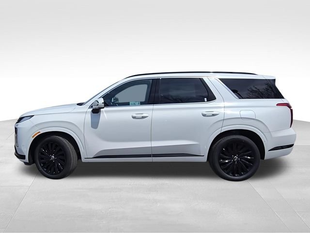 Used 2025 White Hyundai Calligraphy Night Edition image 6