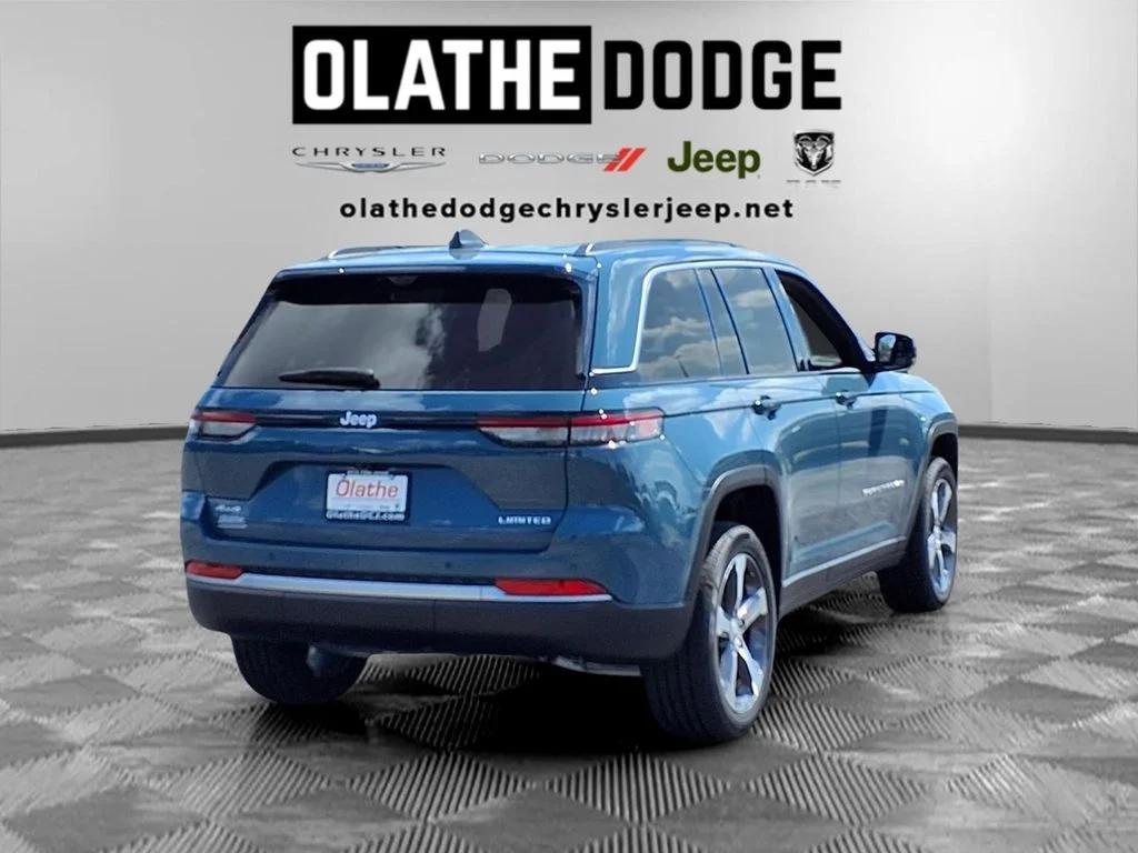 New 2026 Steel Blue Exterior Paint Jeep Limited image 25
