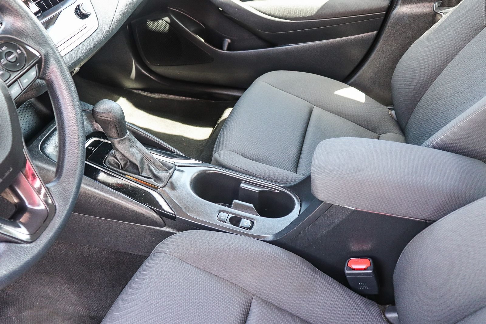 Certified Used 2024 Ice Toyota LE image 22