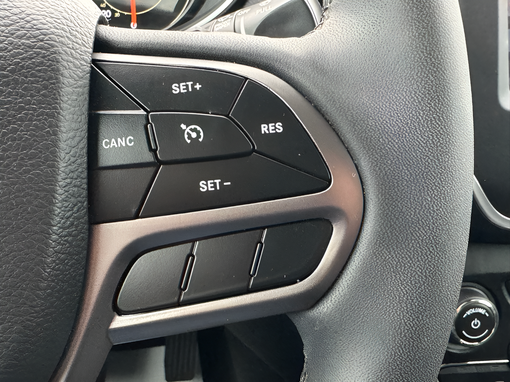 Used 2022 Blue Jeep Latitude Lux image 22