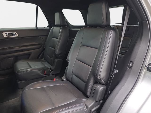 Used 2011 Silver Ford Limited image 13