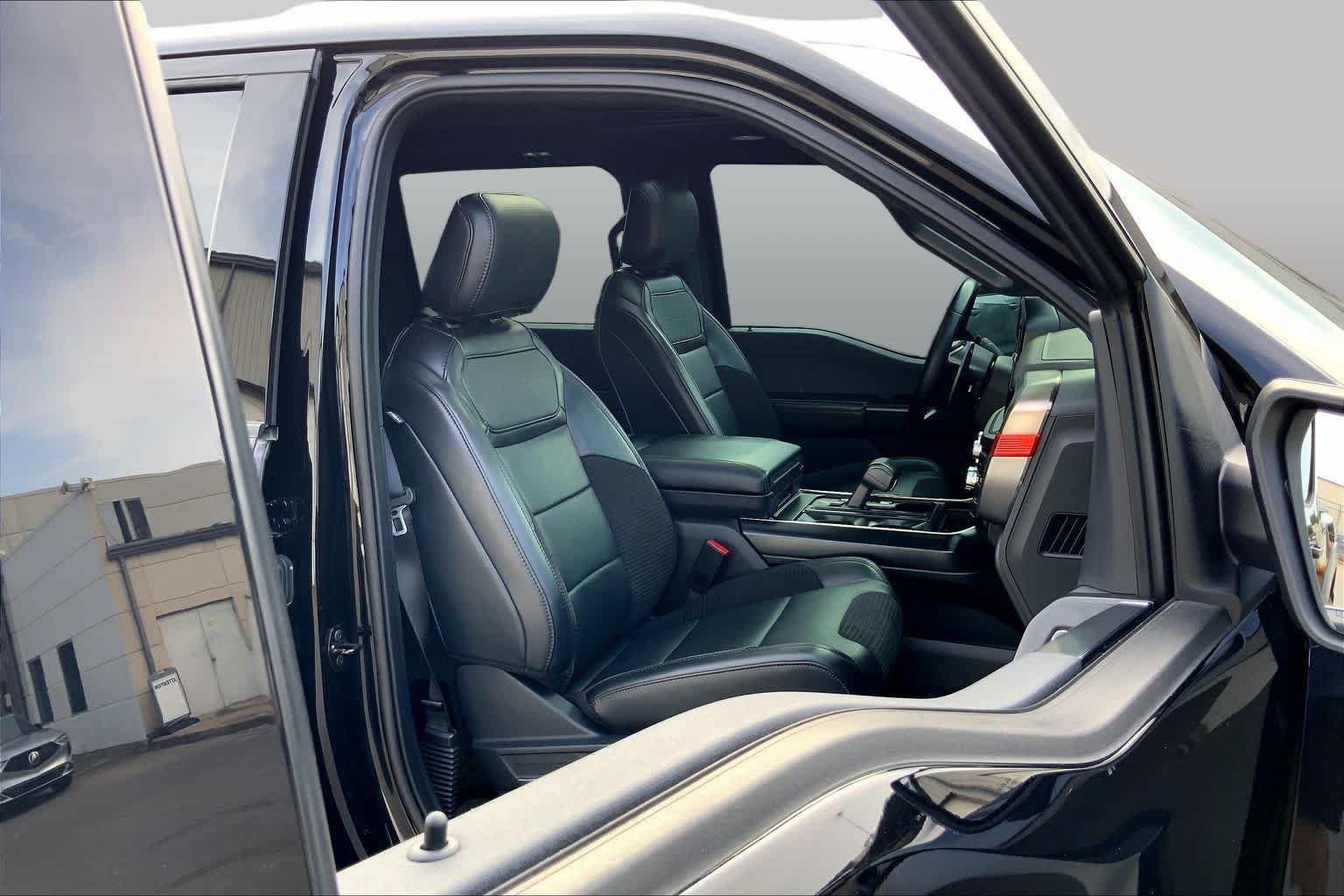 Used 2022 Agate Black Metallic Ford Raptor image 9
