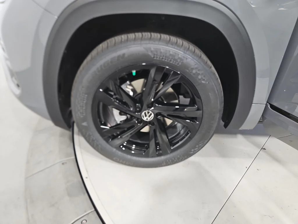 New 2026 Gray Volkswagen 2.0T SEL R-Line Black image 25