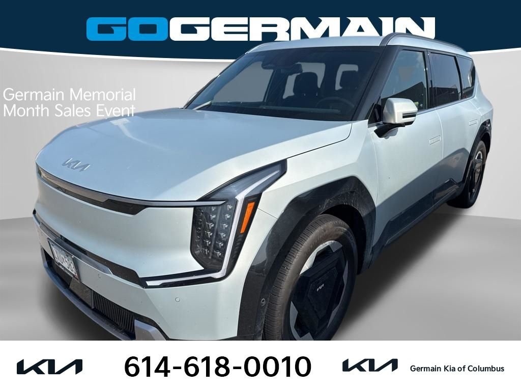 2024 Kia EV9 Land AWD's photo