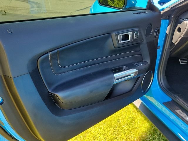 Used 2022 Blue Ford GT Premium image 7