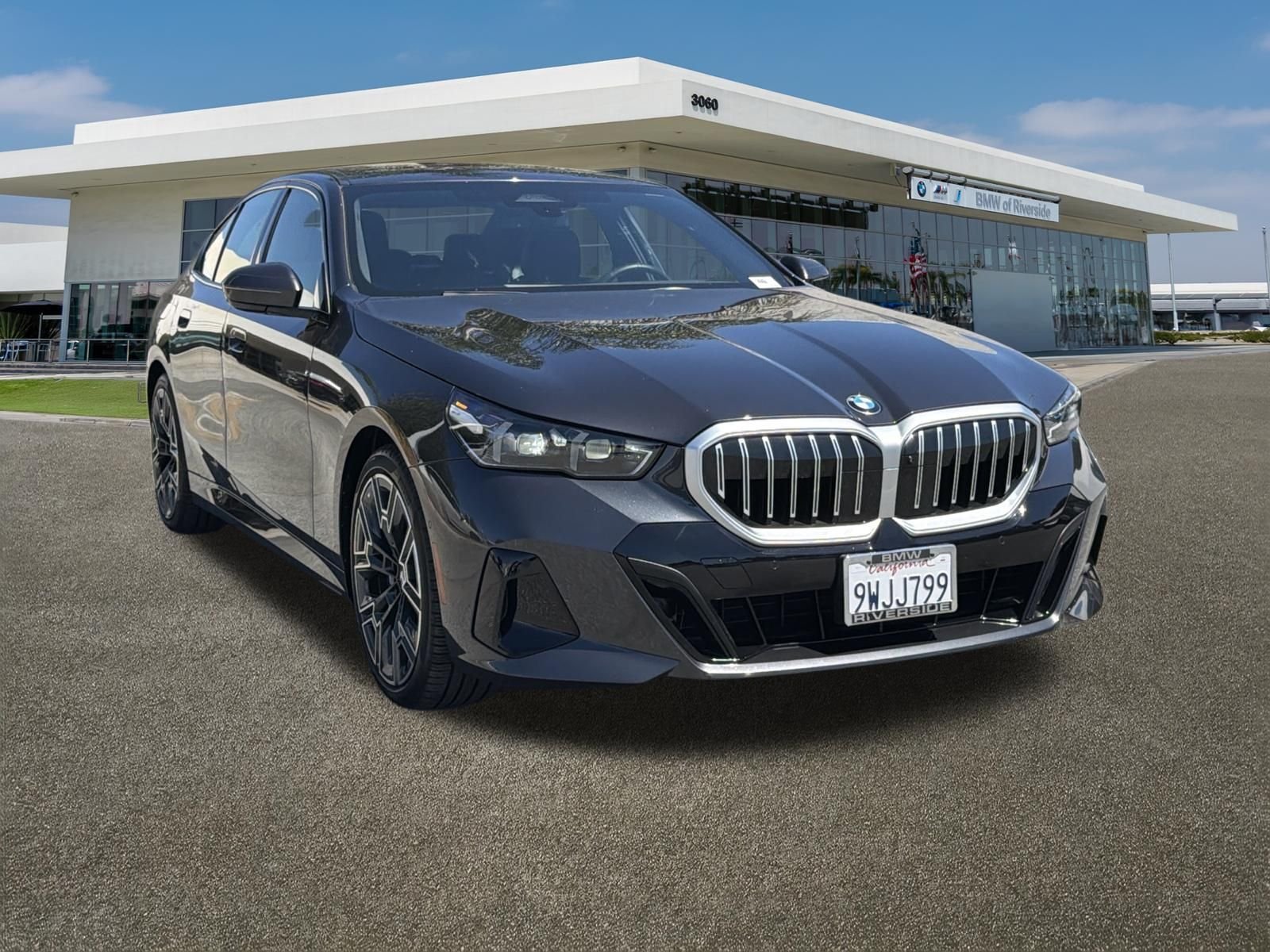 Used 2026 Dark Graphite Metallic BMW 530i xDrive image 2