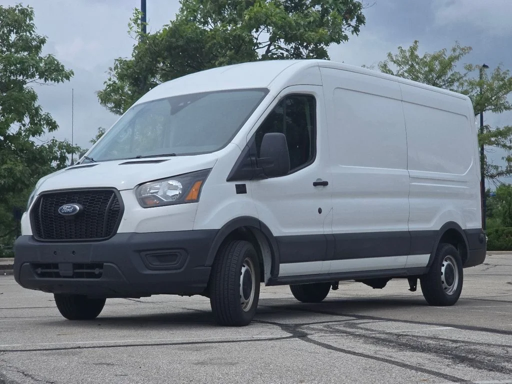 Used 2024 Oxford White Ford Base image 6