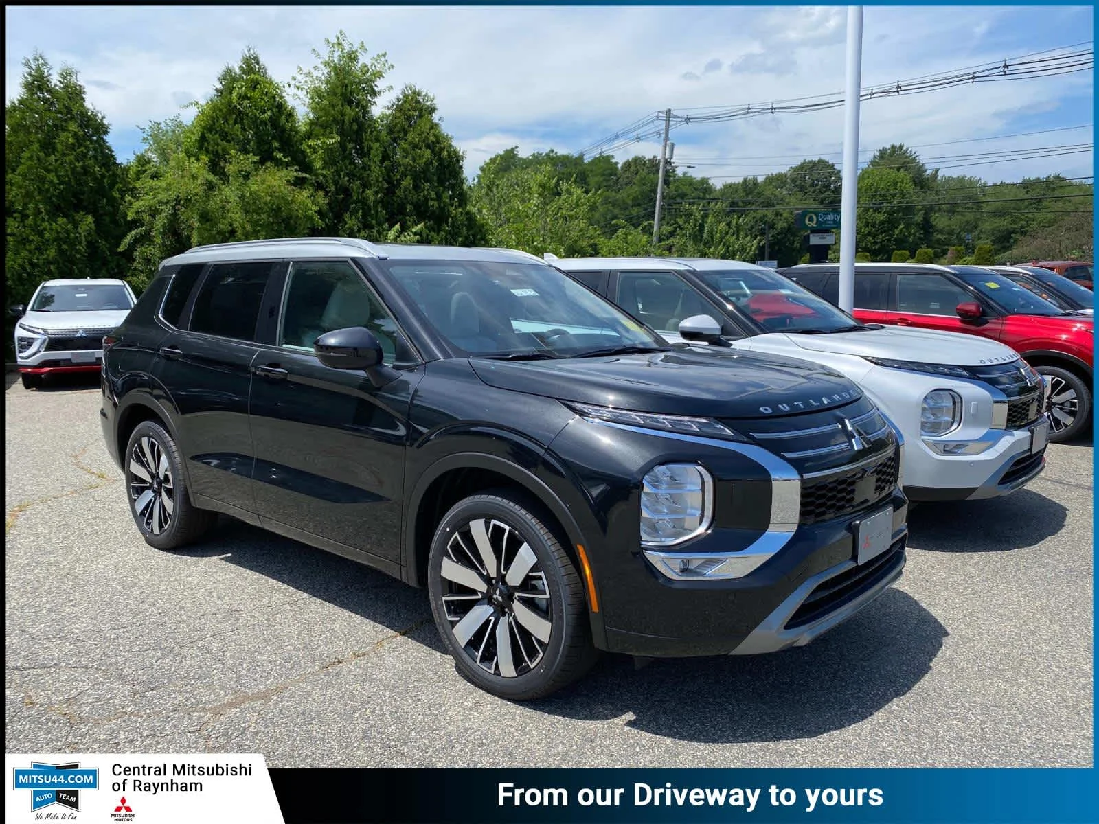2025 Mitsubishi Outlander 