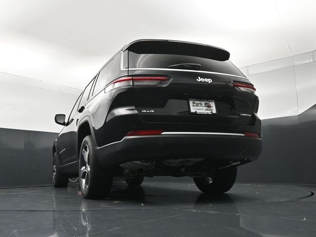 New 2026 Diamond Black Crystal Pearl-Coat Exterior Paint Jeep Limited image 22