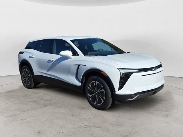 New 2026 Summit White Chevrolet LT image 7