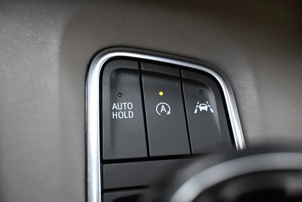 Used 2022 Galactic Gray Metallic Cadillac Sport Platinum image 36