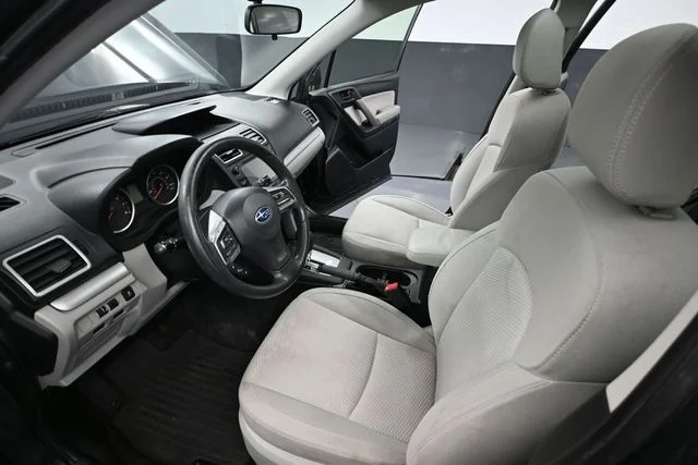 Used 2016 Gray Subaru 2.5i Premium image 21