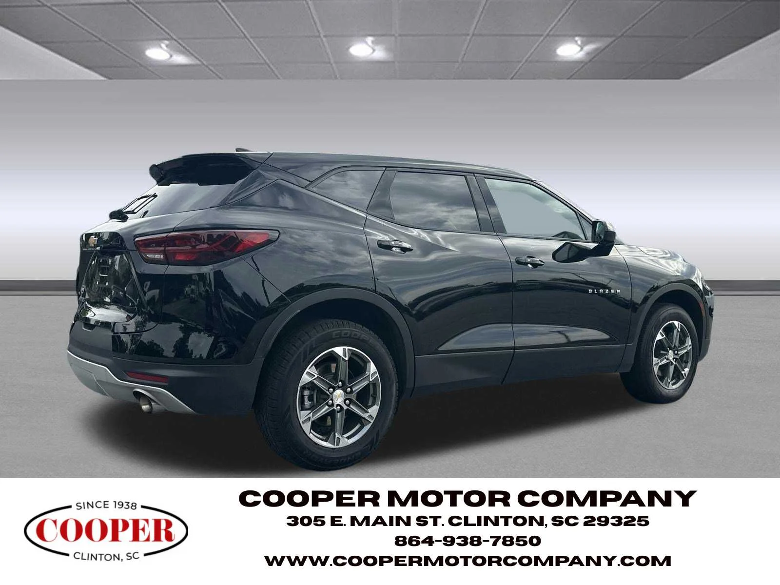 Used 2025 Black Chevrolet LT image 5