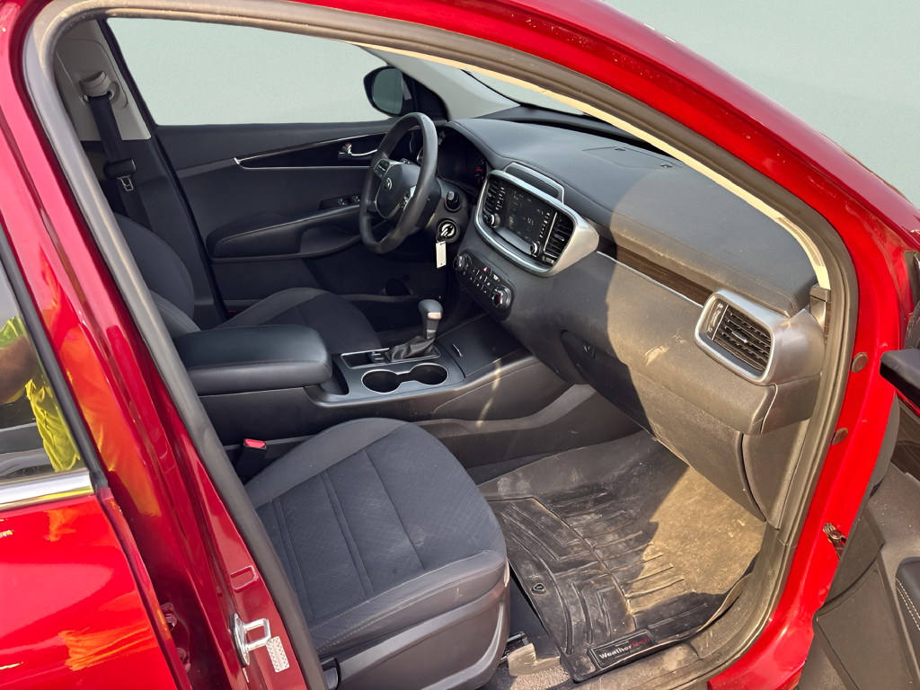Used 2020 Red Kia LX image 39