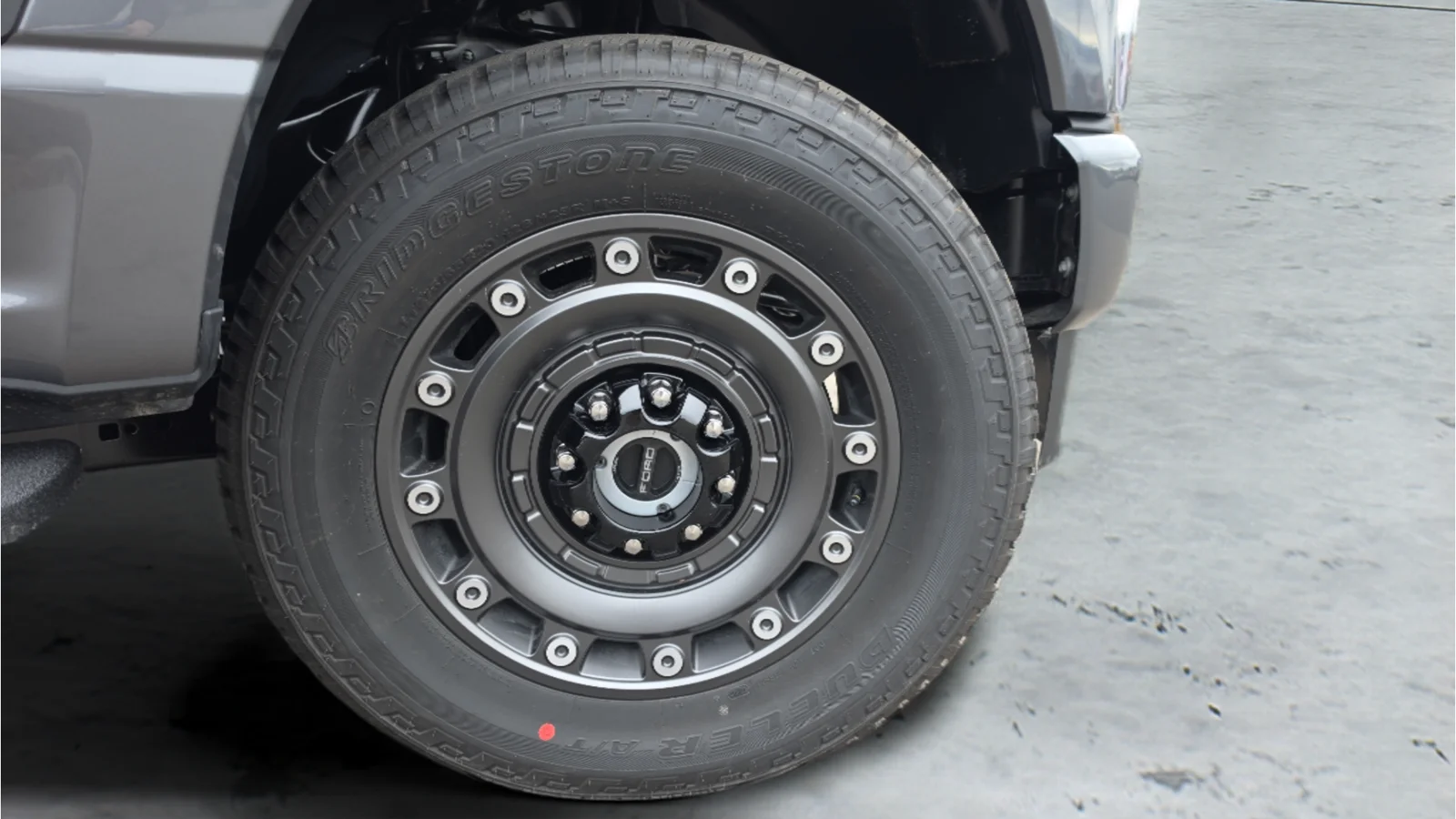 New 2027 Gray Ford XLT image 21