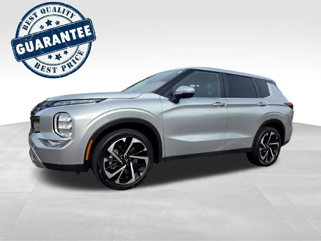 Used 2023 Silver Mitsubishi SE 2.5 2WD image 2