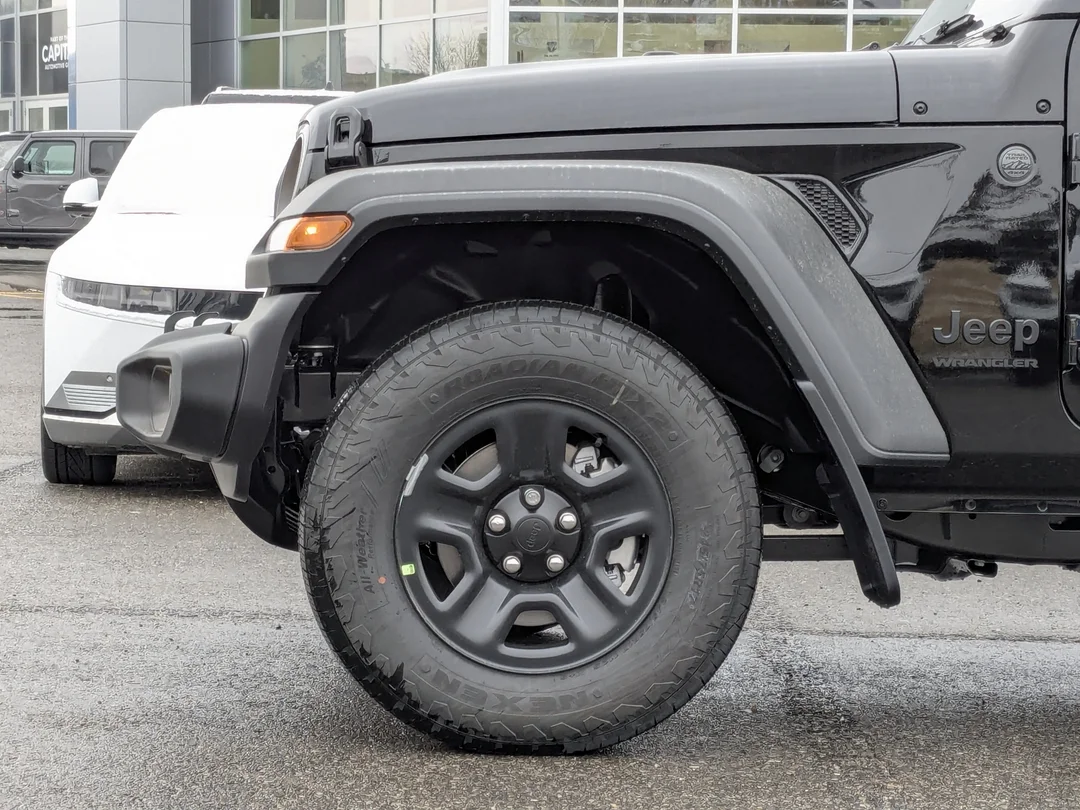 New 2026 Black Jeep Sport - - 4x4 - 2.0L Turbo Engine - 12.3 Uconnect 5 Display - 3-Piece Hard Top & More! image 9