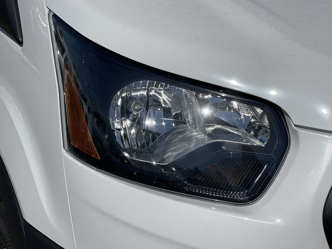 New 2026 Oxford White Ford  image 7