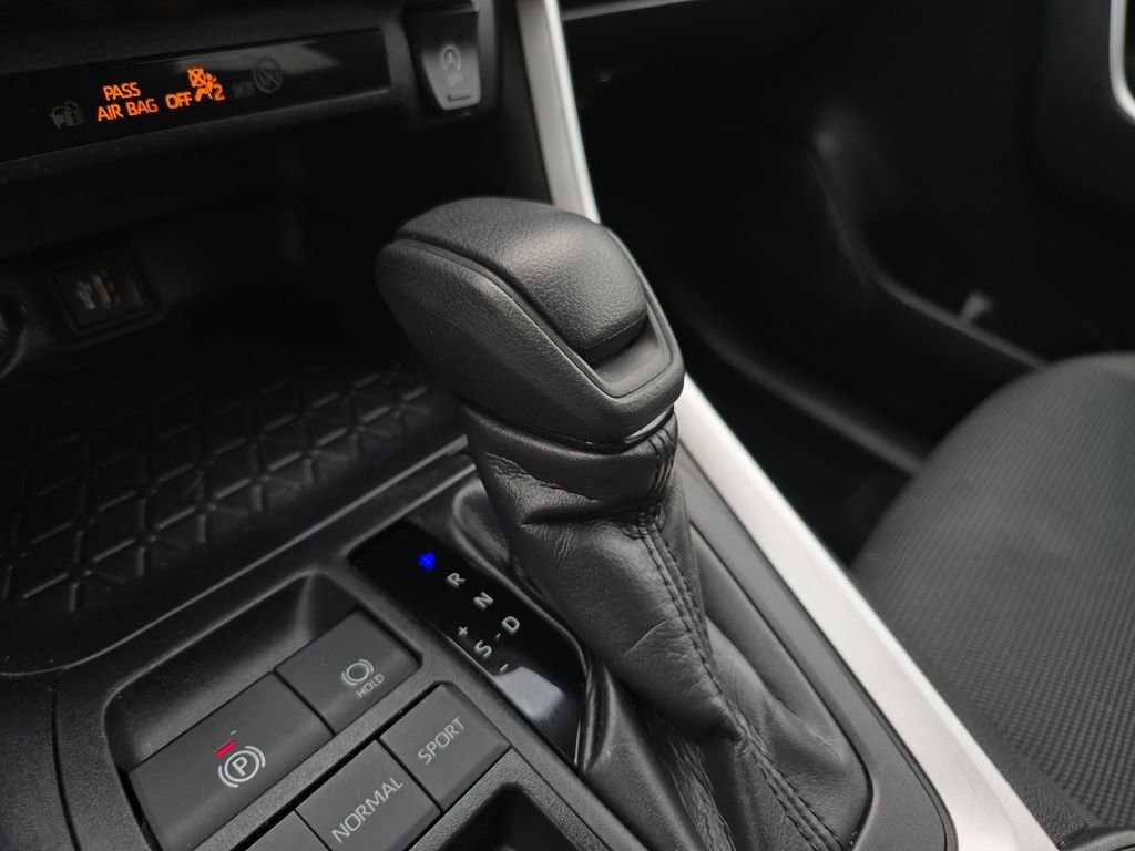 Certified Used 2024 Silver Toyota LE image 25
