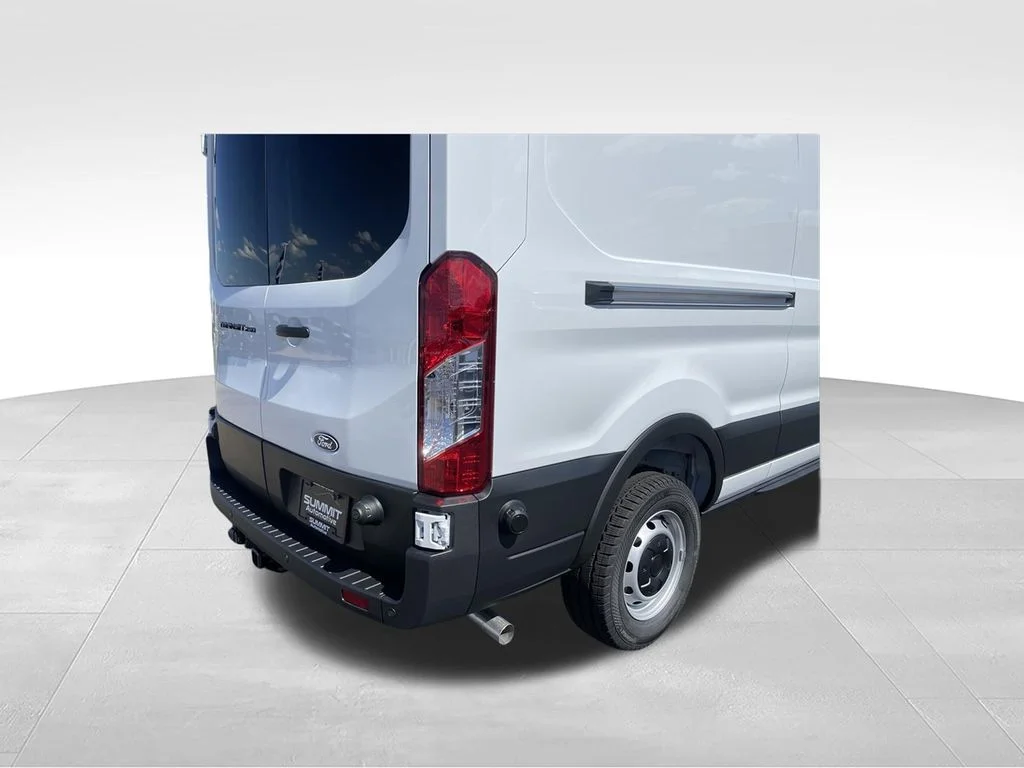 New 2026 Oxford White Ford Cargo Van image 37