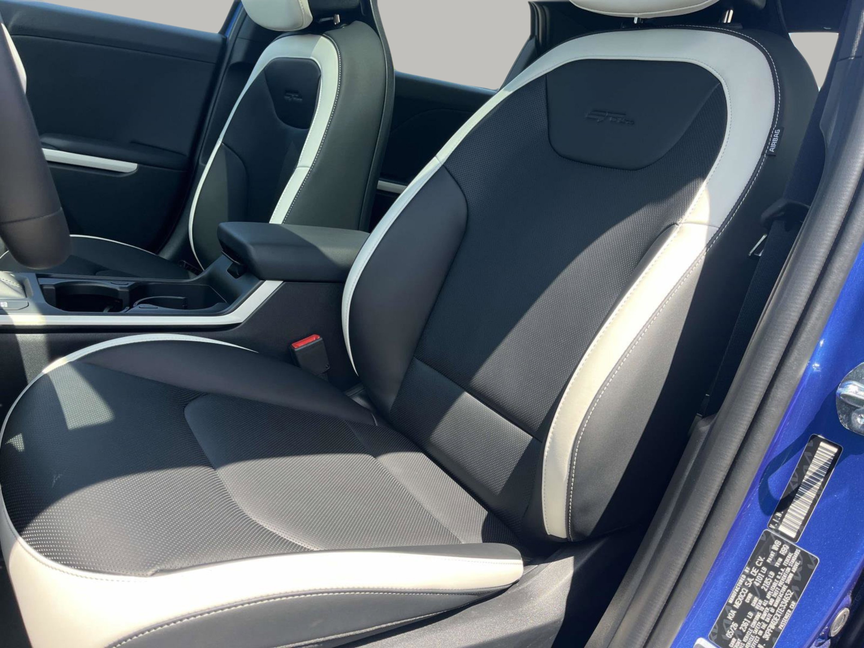 New 2026 Wave Blue Kia GT-Line image 24